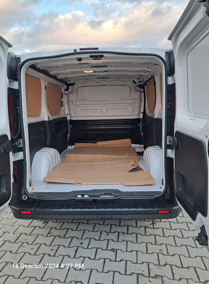 Renault trafic