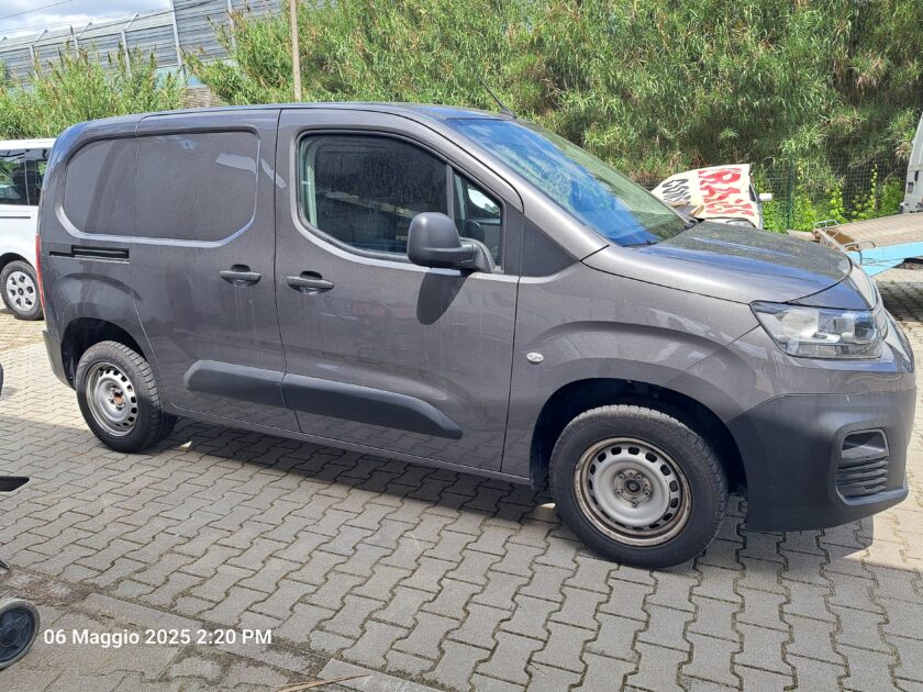 Citroen berlingo s&s club - immagine 4