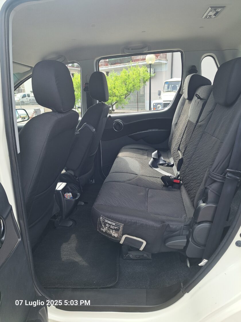 Mahindra quanto 4x4 - immagine 5