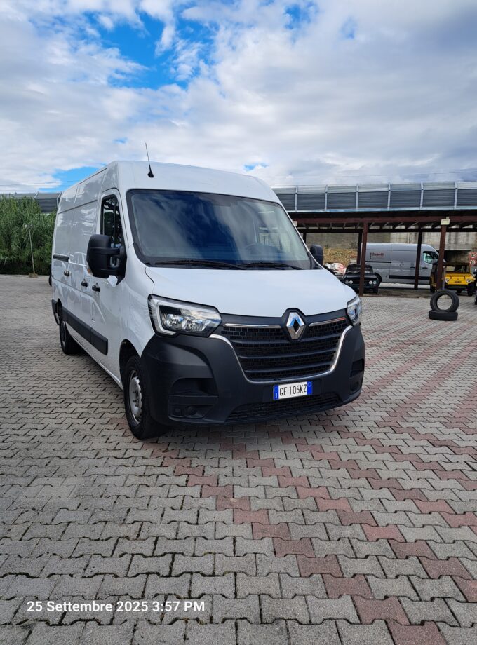 Renault master