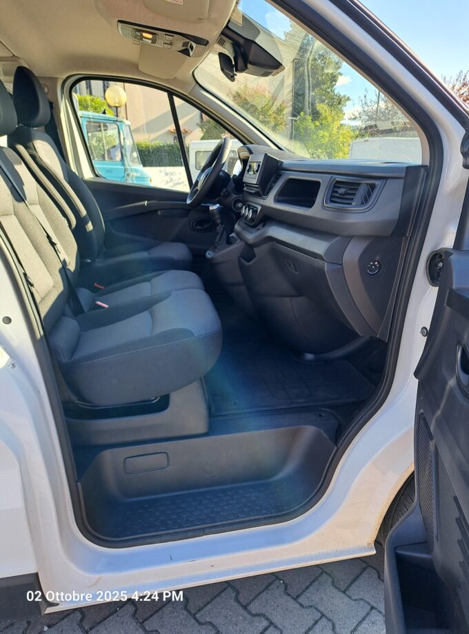 Renault trafic 9 posti 150cv