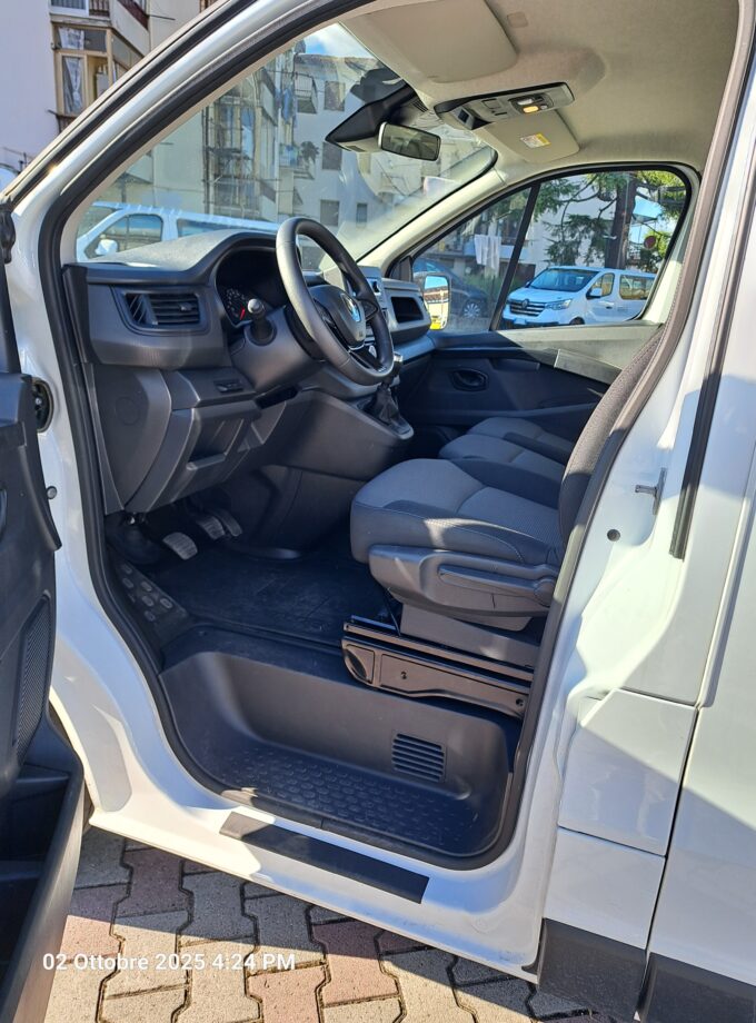 Renault trafic 9 posti 150cv