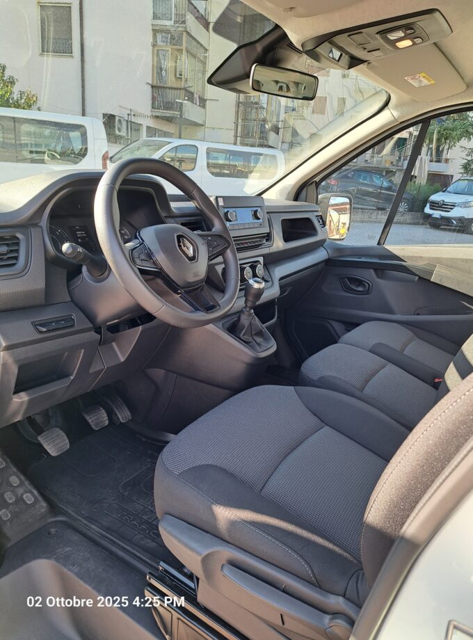Renault trafic 9 posti 150cv