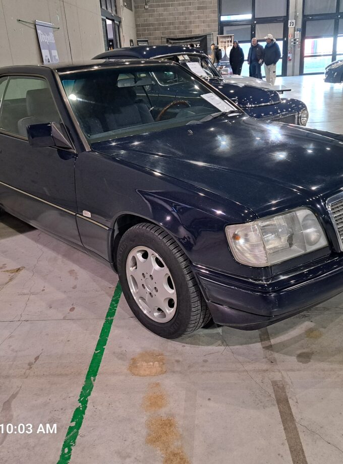 Mercedes 200ce